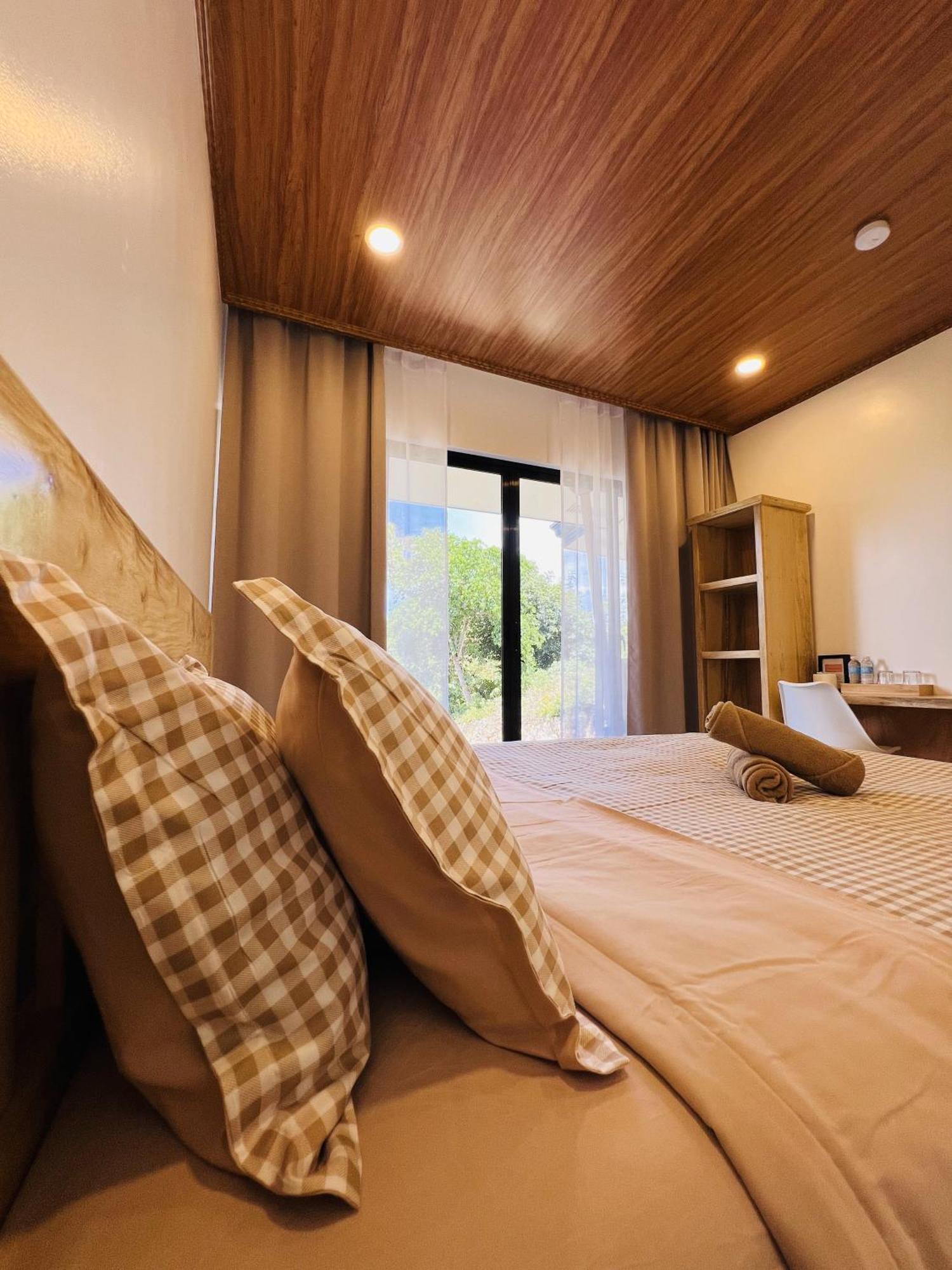 Thepureyann Hotell San Juan  Exteriör bild